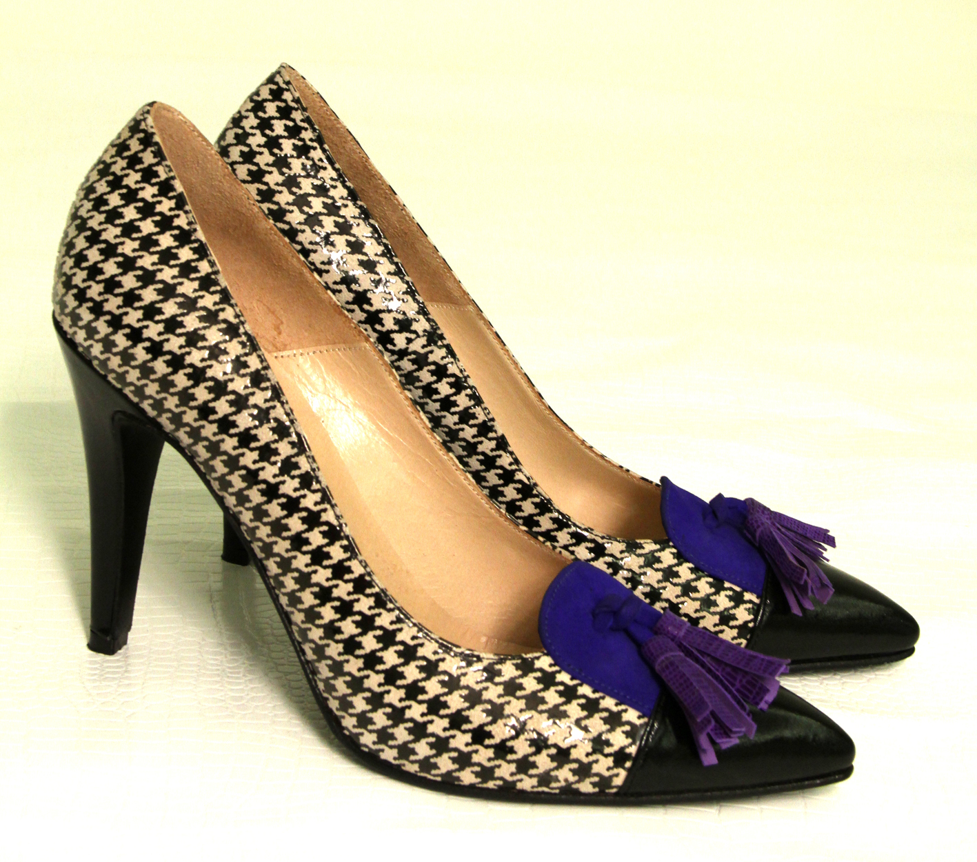stilettos_cuero_pied_de_poul